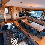 Chalet 1712 Skis Au Pieds Jacuzzi Et Vue Panoramique *